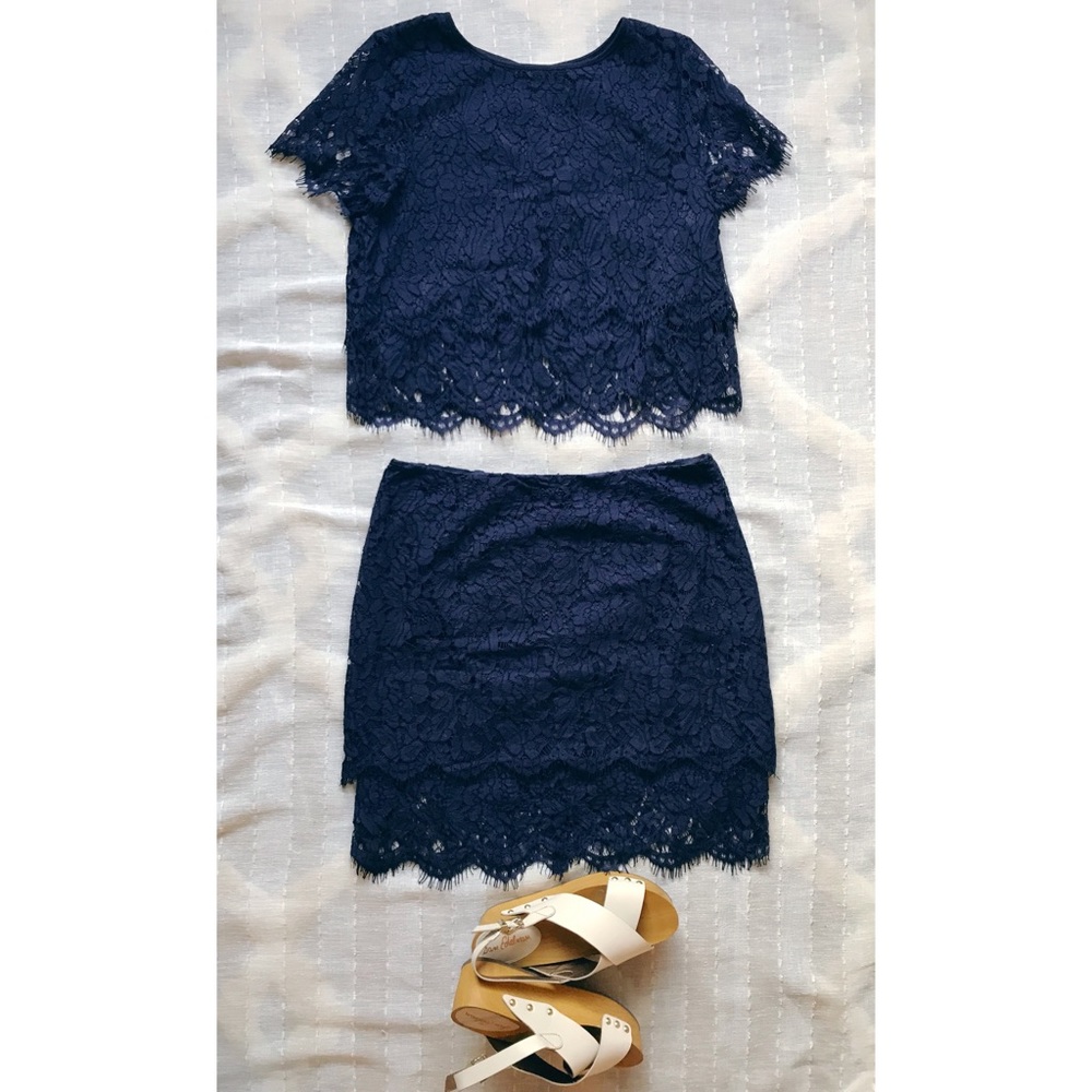 Lulu’s two piece lace dress—MUST HAVE!